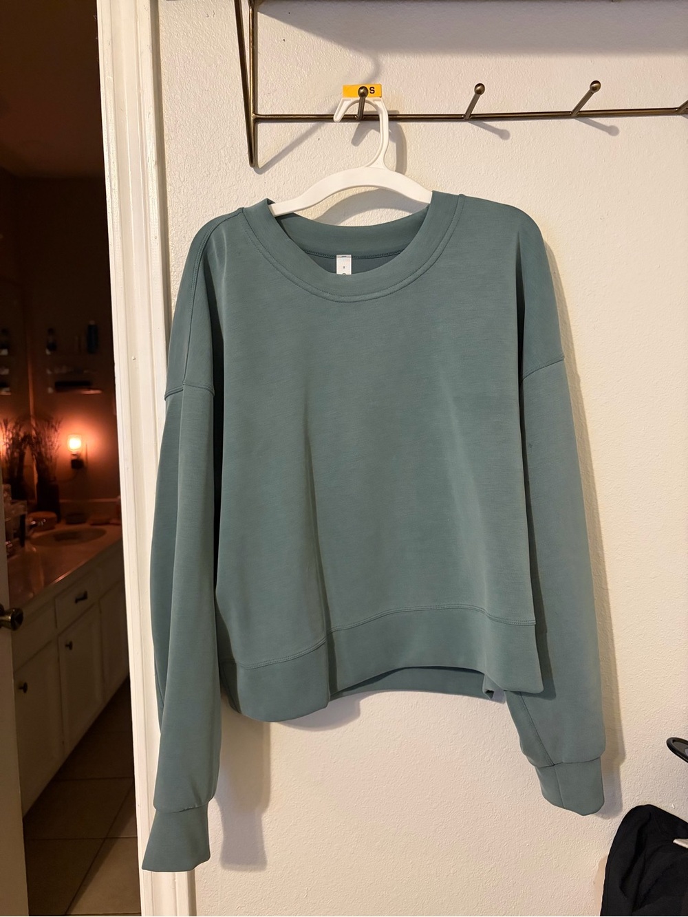 Lululemon Softstreme Cropped Sweatshirt